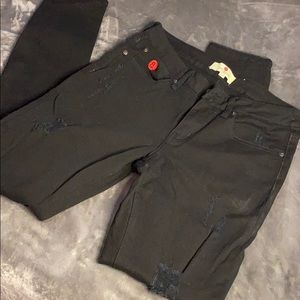 Black skinny jeans
